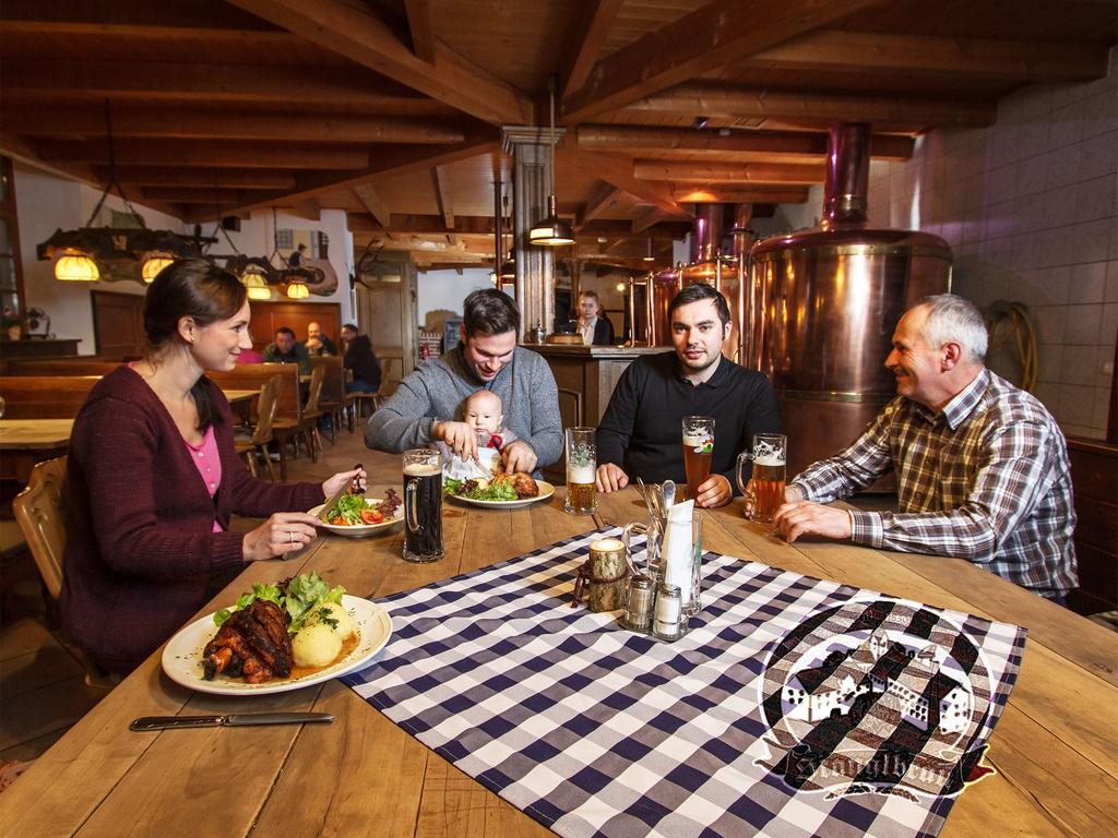 Brauereigasthof Stanglbraeu Hausen  Exterior photo